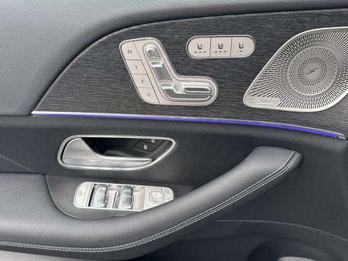 New 2026 Mercedes-Benz GLS 450 4MATIC image 11