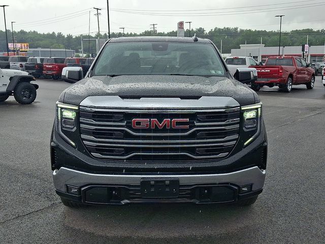 Used 2024 GMC Sierra 1500 SLT AWD/4WD image 10