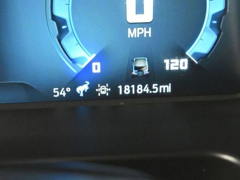 Used 2025 Ford Bronco Big Bend image 14