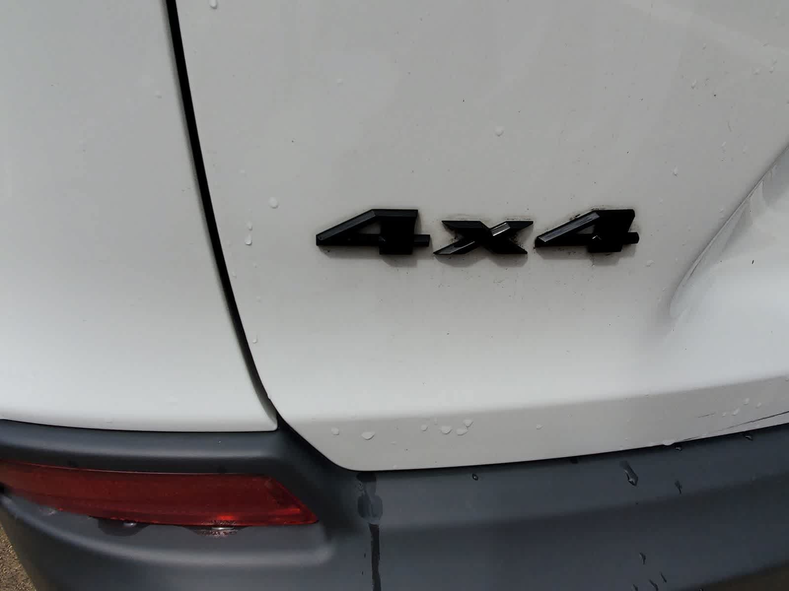 Used 2021 Jeep Cherokee Latitude Plus AWD/4WD image 10