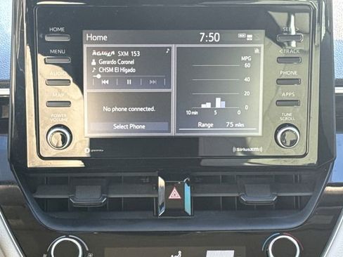 Used 2022 Toyota Corolla Cross L image 13