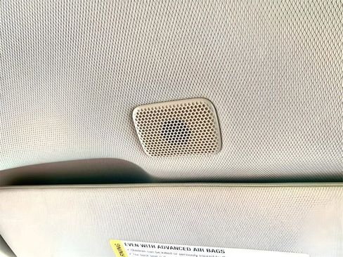 Used 2022 GMC Canyon AT4 image 38