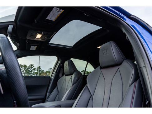 Used 2023 Lexus UX 250h F Sport image 13