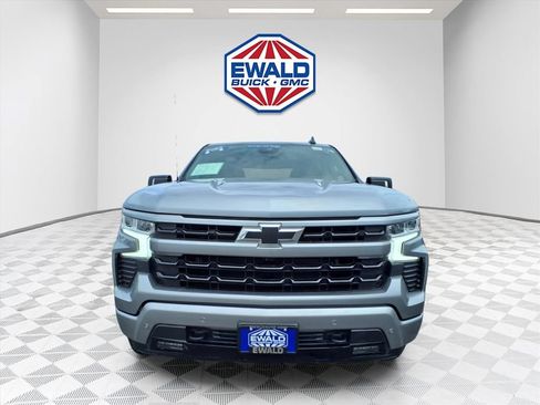 Certified 2024 Chevrolet Silverado 1500 RST w/ Convenience Package II AWD/4WD image 5