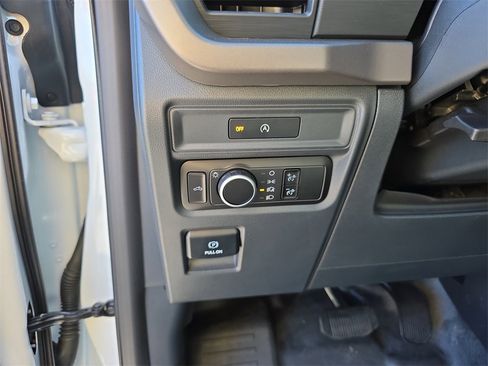 Used 2025 Ford F150 XL image 19