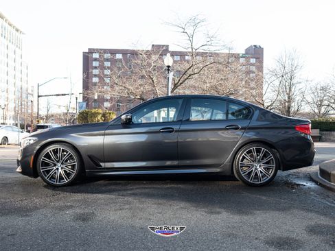 Used 2019 BMW 540i w/ M Sport Package image 4