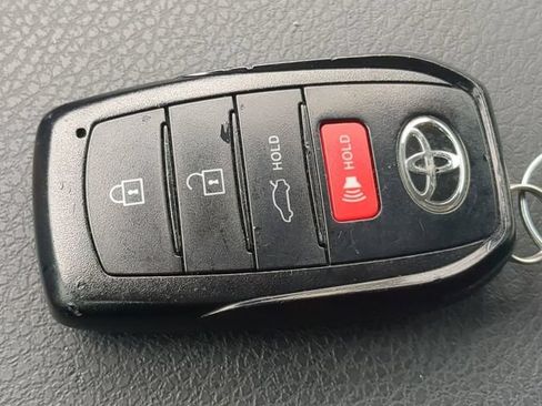 Used 2025 Toyota Camry LE w/ Convenience Package FWD image 27