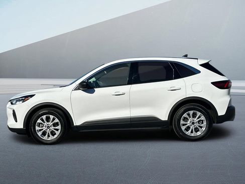 Used 2024 Ford Escape Active image 7