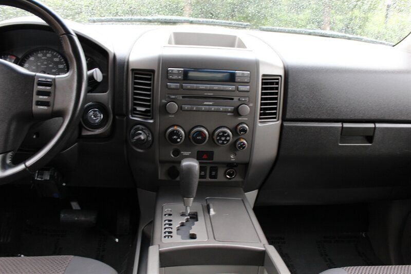 Used 2004 Nissan Armada SE w/ (BOS) Bose Pkg AWD/4WD image 14