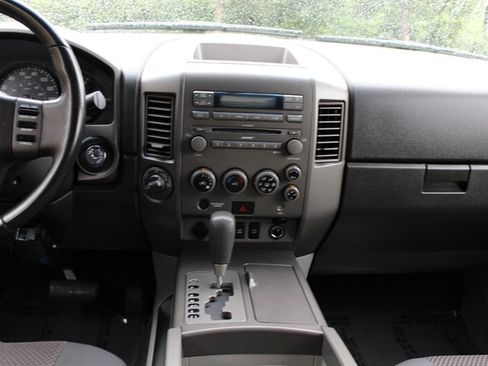Used 2004 Nissan Armada SE w/ (BOS) Bose Pkg AWD/4WD image 14