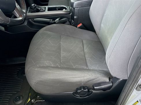 Certified 2019 Toyota Tacoma TRD Sport w/ Technology Package image 16