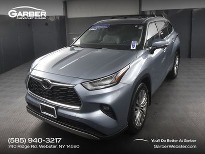 Used 2023 Toyota Highlander Platinum
