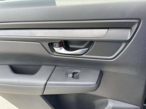 Used 2025 Honda CR-V Sport image 16