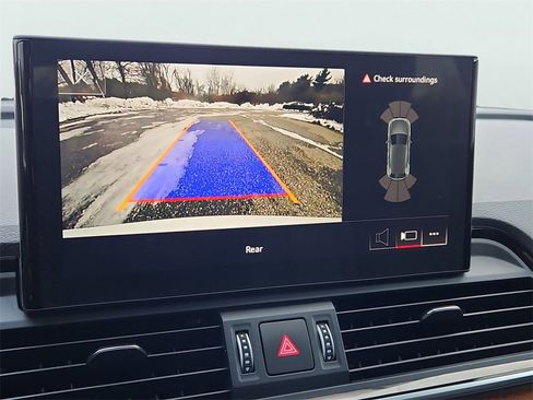 Certified 2023 Audi Q5 2.0T Premium w/ Convenience Package image 17