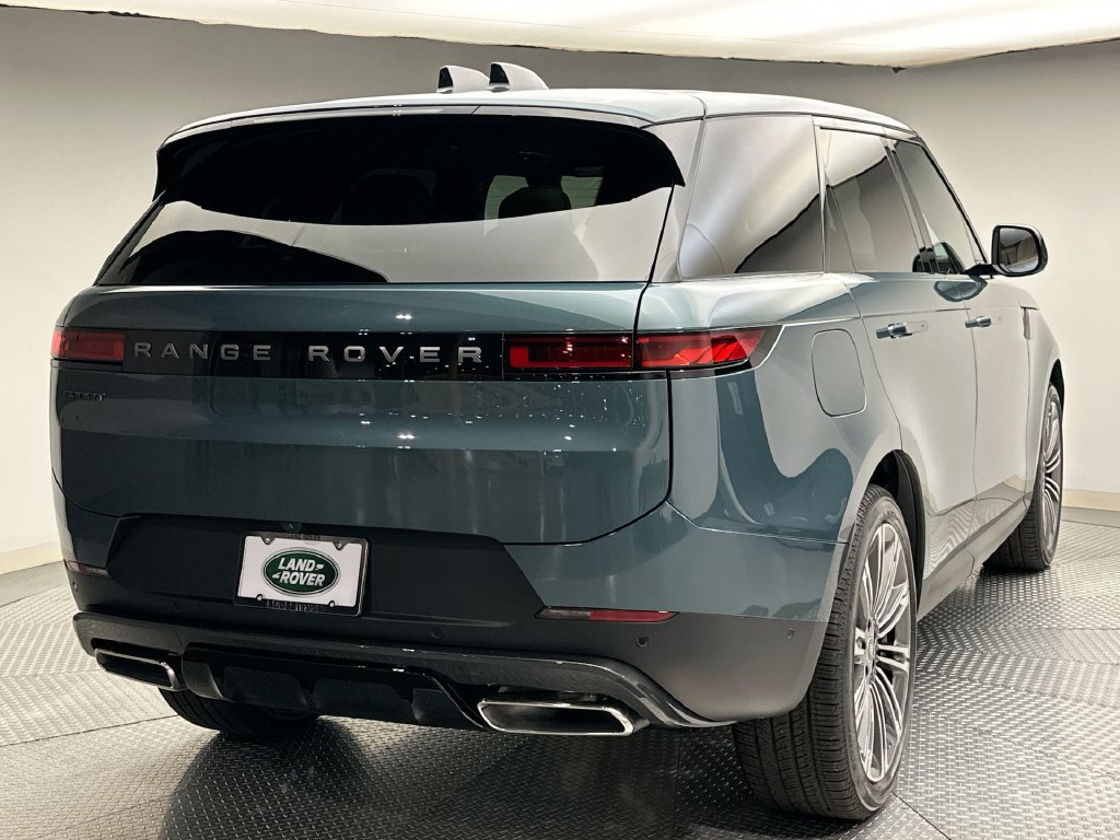 New 2025 Land Rover Range Rover Sport SE AWD/4WD image 3