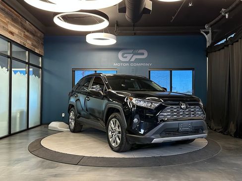 Used 2019 Toyota RAV4 Limited w/ Advanced Technology Package AWD/4WD image 1