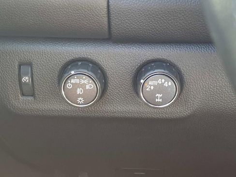 Used 2022 GMC Canyon AT4 image 30