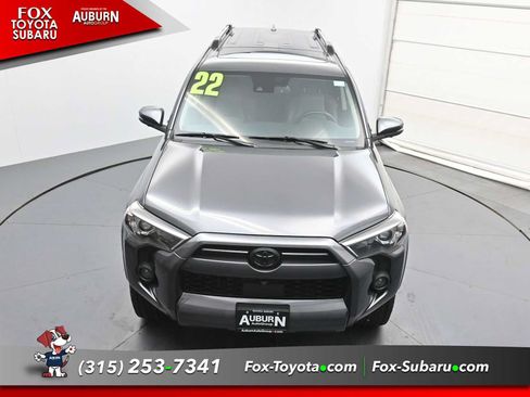 Used 2022 Toyota 4Runner SR5 Premium w/ Moonroof Package AWD/4WD image 32