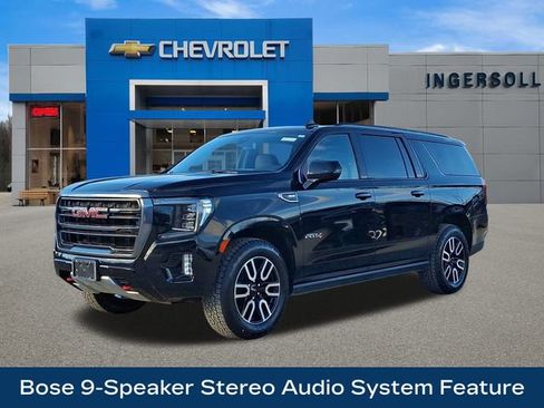 Used 2022 GMC Yukon XL AT4 image 4