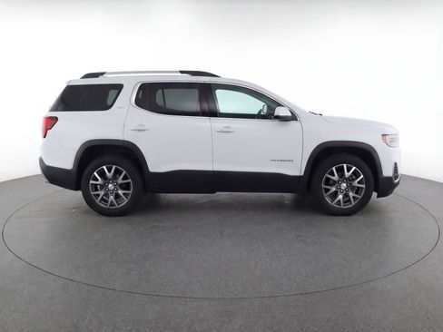 Used 2023 GMC Acadia SLT image 11