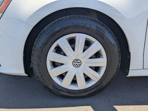Used 2016 Volkswagen Jetta S FWD image 30