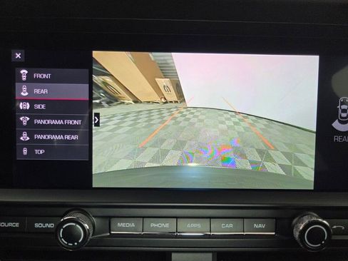 Used 2021 Porsche Macan image 14