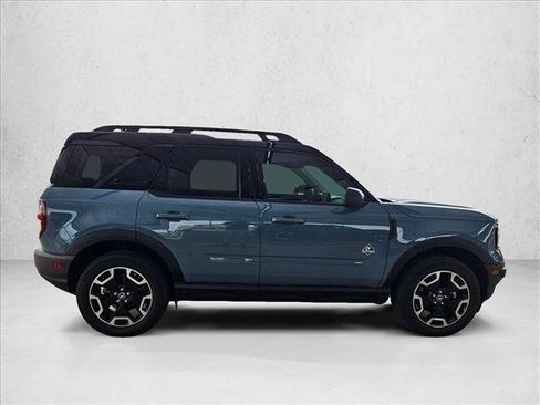 Certified 2023 Ford Bronco Sport Outer Banks w/ Tech Package AWD/4WD image 4