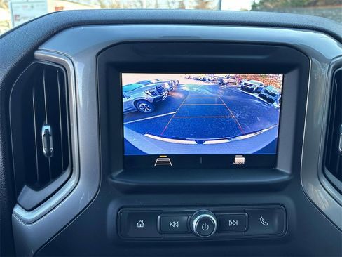 Used 2022 GMC Sierra 2500 Pro w/ Convenience Package image 21