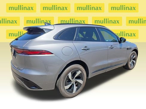 Used 2024 Jaguar F-PACE R-Dynamic S AWD/4WD image 3