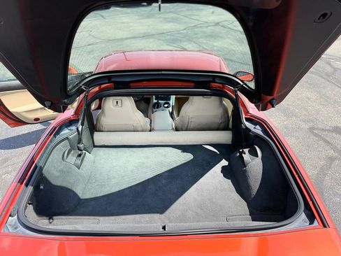 Used 2005 Chevrolet Corvette Coupe w/ Preferred Equipment Group RWD image 11