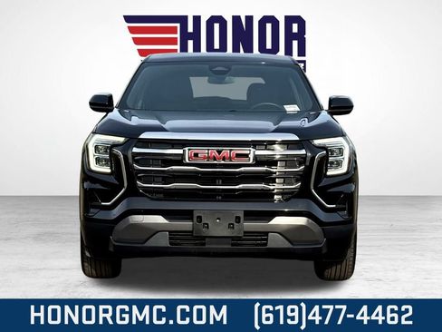 Used 2025 GMC Terrain Elevation image 8