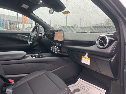 New 2026 Chevrolet Blazer EV LT image 33