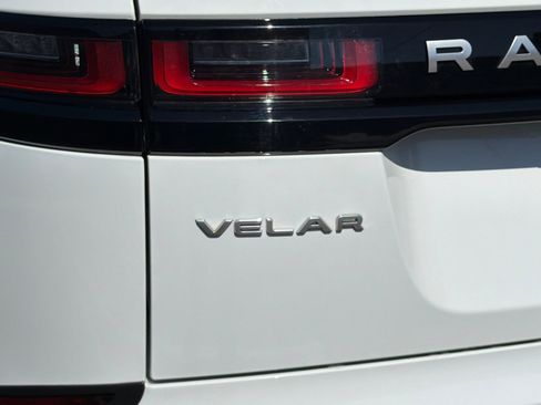 Used 2023 Land Rover Range Rover Velar S AWD/4WD image 31