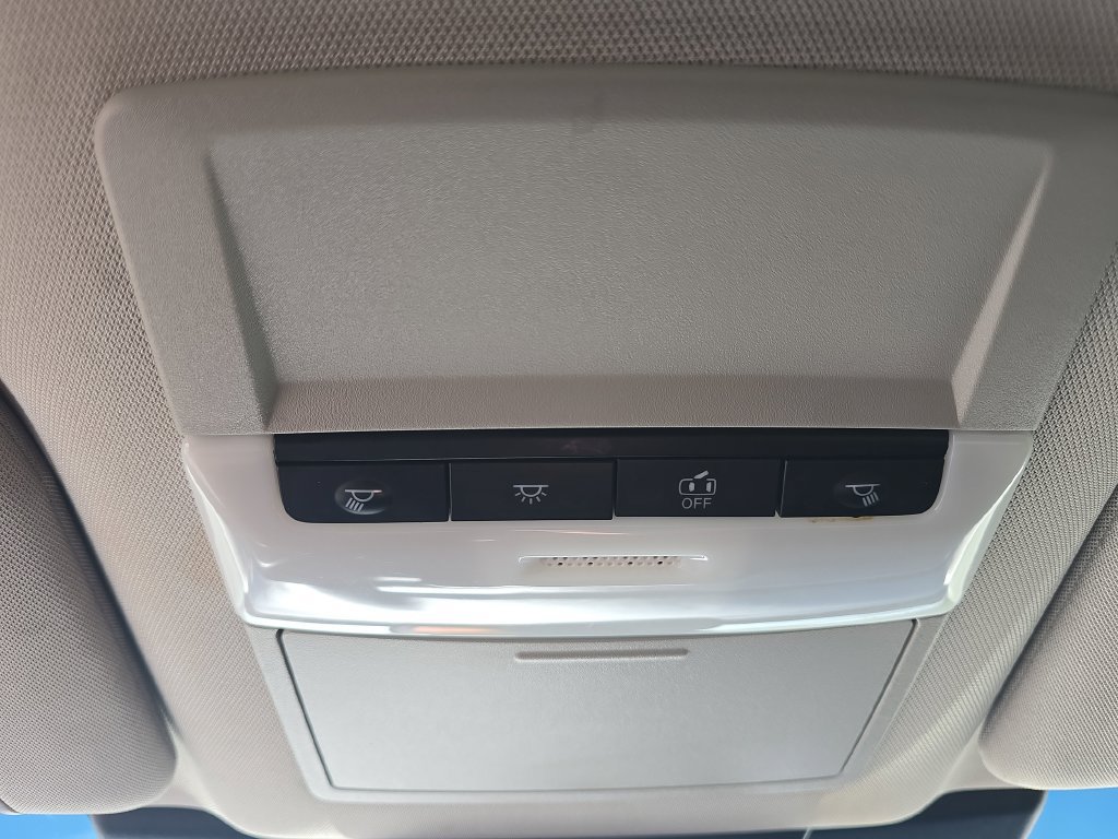 Used 2023 Nissan Pathfinder S AWD/4WD image 32