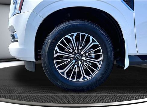 New 2026 Nissan Armada SL w/ Convenience Package image 13