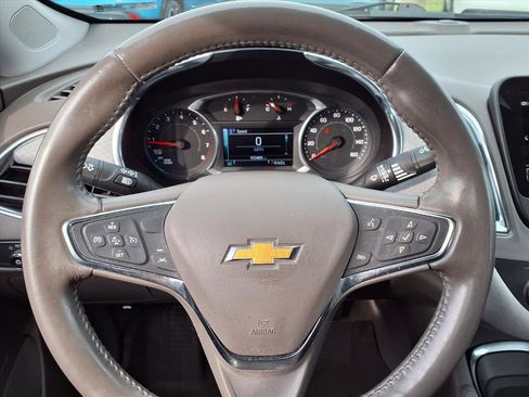 Used 2018 Chevrolet Malibu LT w/ Driver Confidence Package image 12