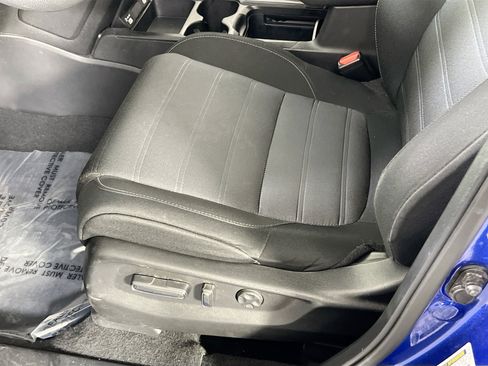 Used 2021 Honda CR-V EX image 18