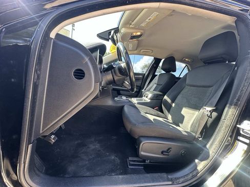 Used 2019 Chrysler 300 Touring w/ Sport Appearance Package RWD image 11