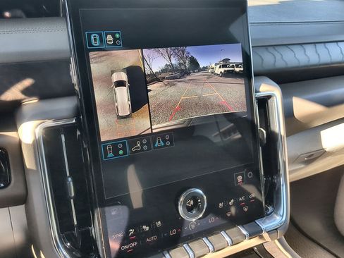 New 2026 GMC Yukon XL Denali w/ Sun & Power Step Package image 15