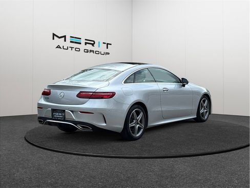 Used 2018 Mercedes-Benz E 400 Coupe image 9