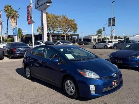 Used 2010 Toyota Prius FWD image 3