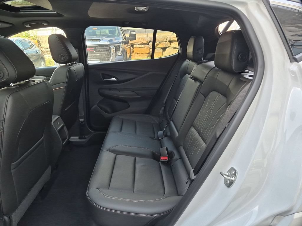 New 2026 Buick Envista Preferred FWD image 31