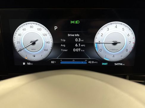 Certified 2023 Hyundai Elantra SEL w/ Convenience Package FWD image 17
