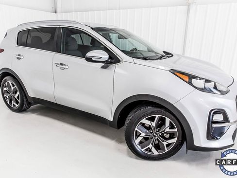 Used 2020 Kia Sportage EX image 9