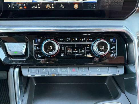 New 2026 GMC Sierra 2500 Denali Ultimate AWD/4WD image 14