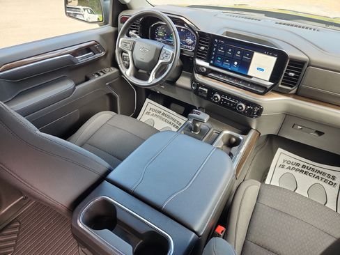 Used 2023 Chevrolet Silverado 1500 RST AWD/4WD image 38