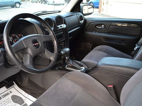 Used 2007 GMC Envoy SLE image 9