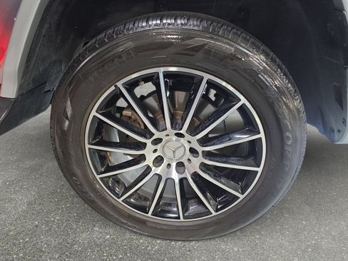 Used 2022 Mercedes-Benz G 550 image 32