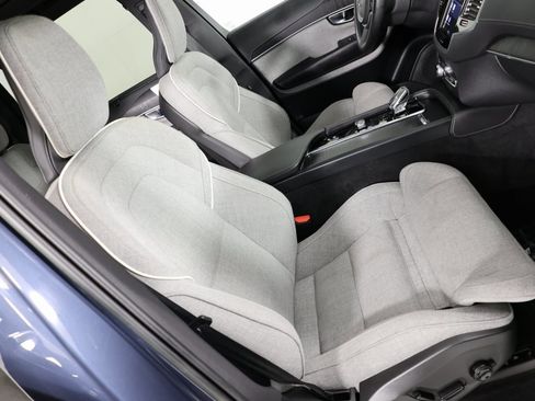 Used 2023 Volvo XC90 T8 Ultimate image 42