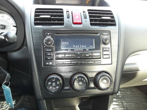 Used 2012 Subaru Impreza 2.0i Premium image 20